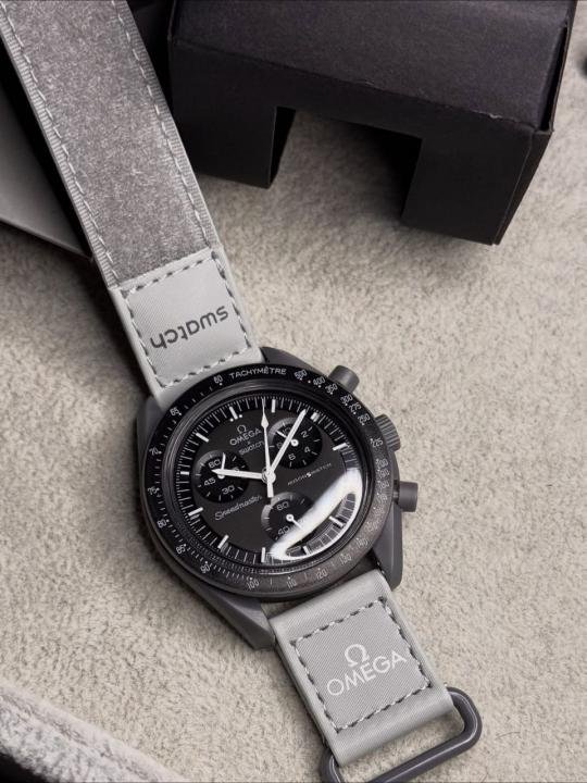 Omeg_a Speedmaster x S watch