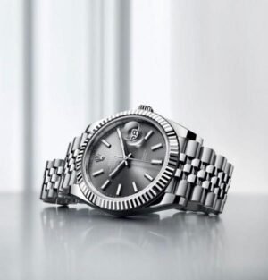 Rolex Oyster Perpetual Date Just Silver-Grey